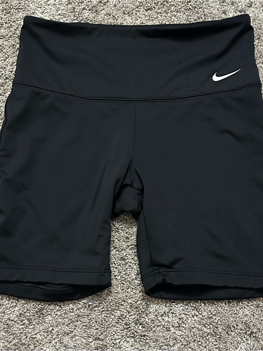 Nike Women’s Black biker Shorts with Waistband